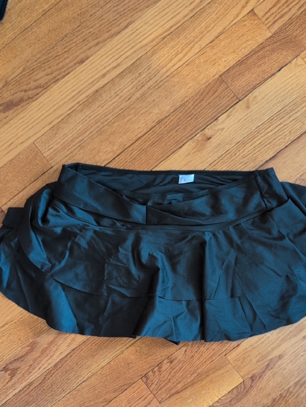 Source Unknown Black Women’s Skater Swim Skirt